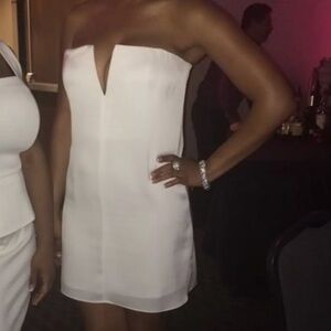 V neckline mini dress